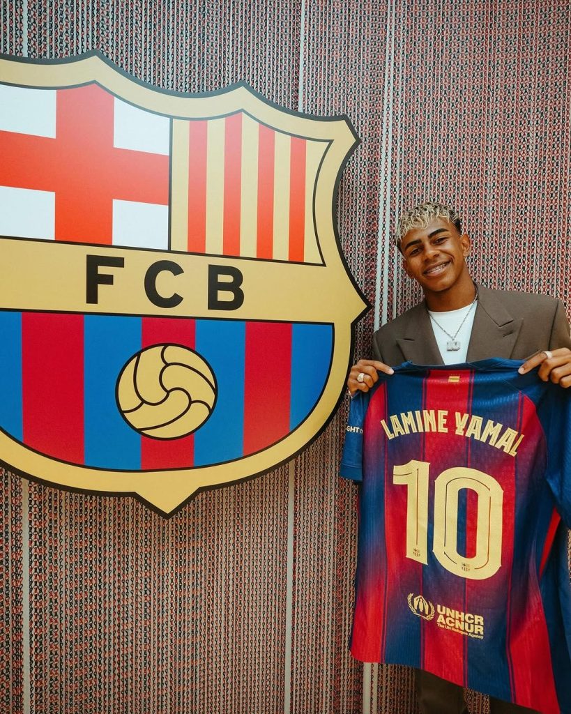 Lamine Débuts New Jersey Number 10