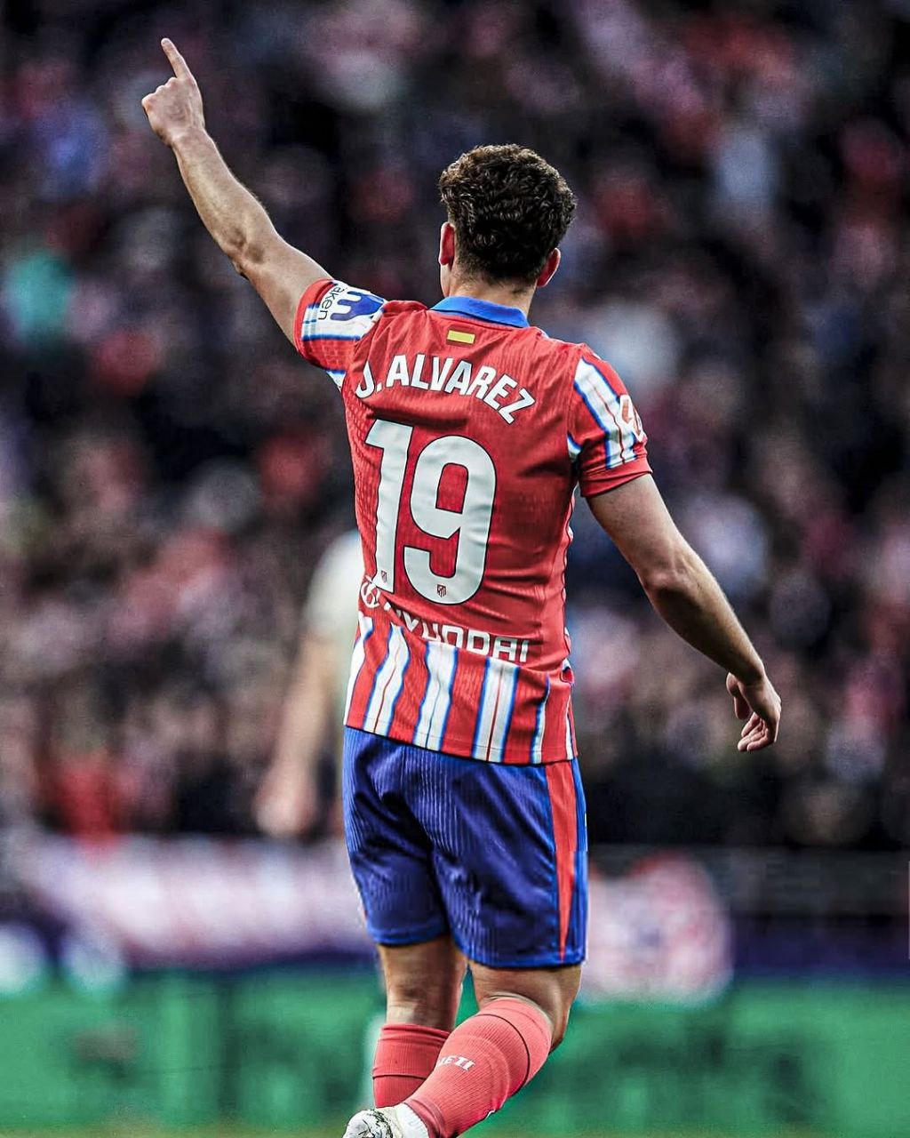 NEW: Julián Álvarez secures comeback win for Atletico Madrid