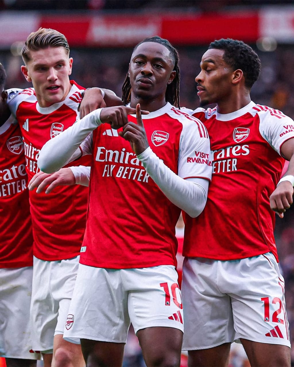 Arsenal celebrate goal against Crystal Palace