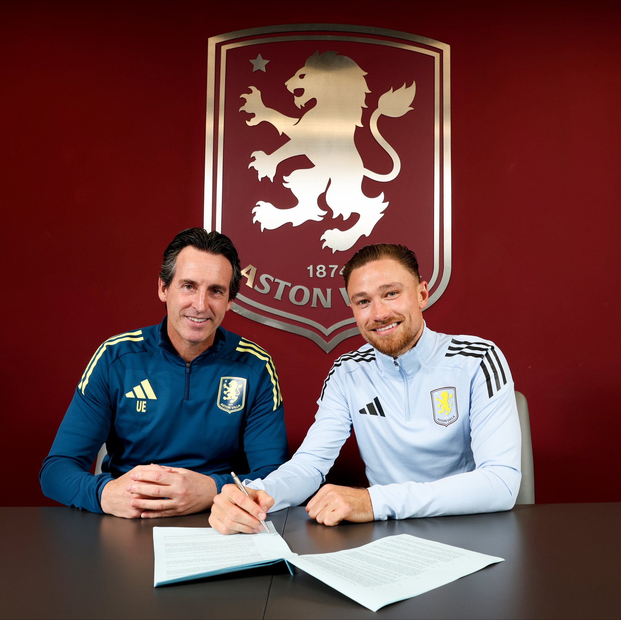 Marty Cash signs new contract with Aston Villa