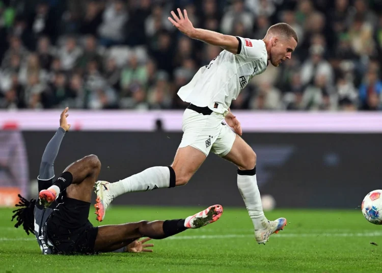 Goalless Stalemate at Borussia-Park: Gladbach and Freiburg Share Spoils