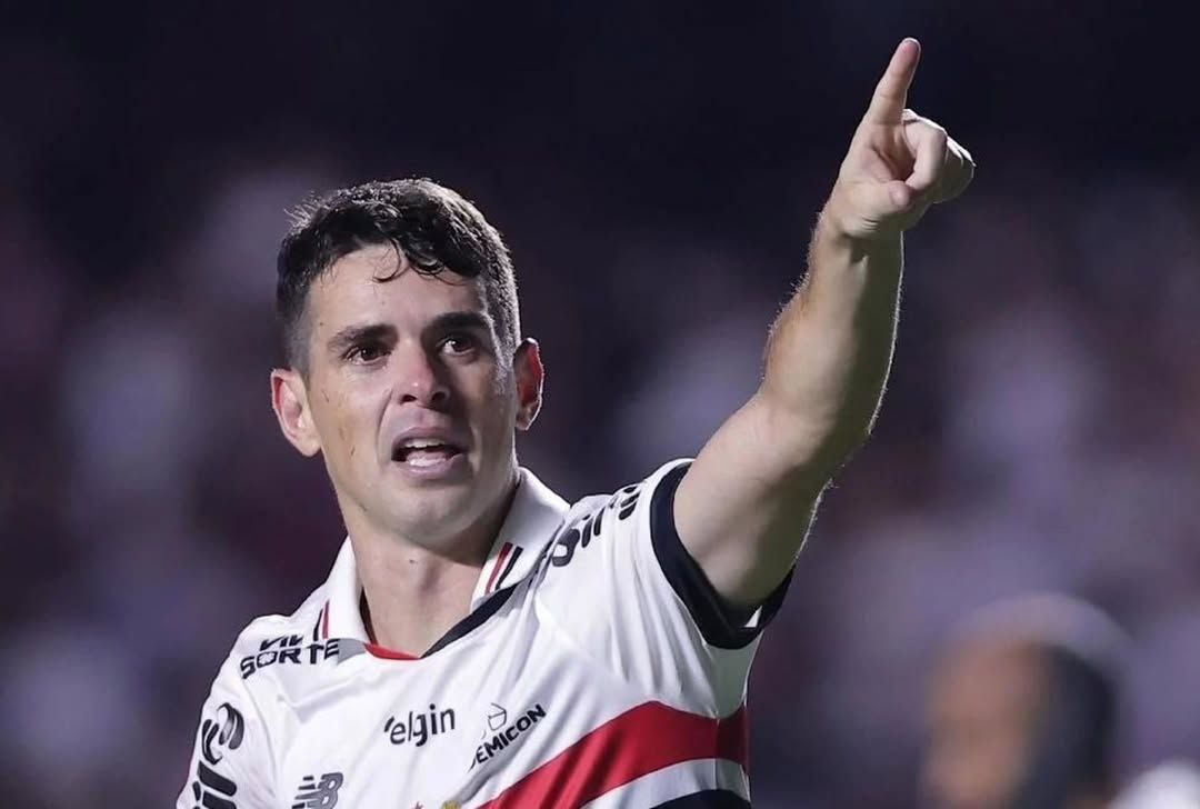 Exclusive: São Paulo’s Oscar taken to hospital during pre-season preparations